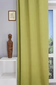 Bastia-friss zöld dimout sötitítő függöny egyedi méretre varrva
