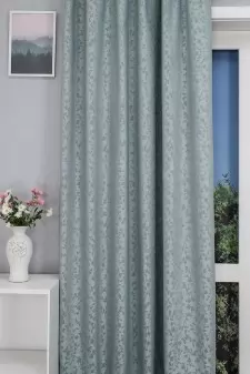 Natasa - Jégkék színű, apró virágos, leveles indás dekorációs függöny egyedi méretre varrva
