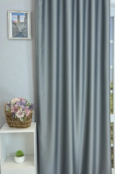 Leon - Szürke színű dimout függöny egyedi méretre varrva