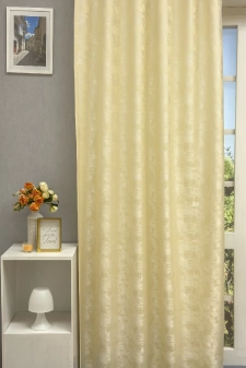 Mora - Bézs színű szórt mintás, bársonyos tapintású, szaténfényű dekorfüggöny egyedi méretre varrva