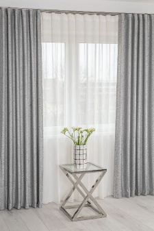 Gilbert - Szürke színű domború mintás dekor függöny egyedi méretre varrva