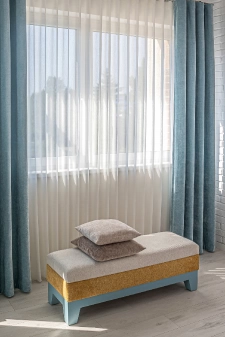 Gregory - Kék színű bársonyos felületű sötétítő függöny egyedi méretre varrva