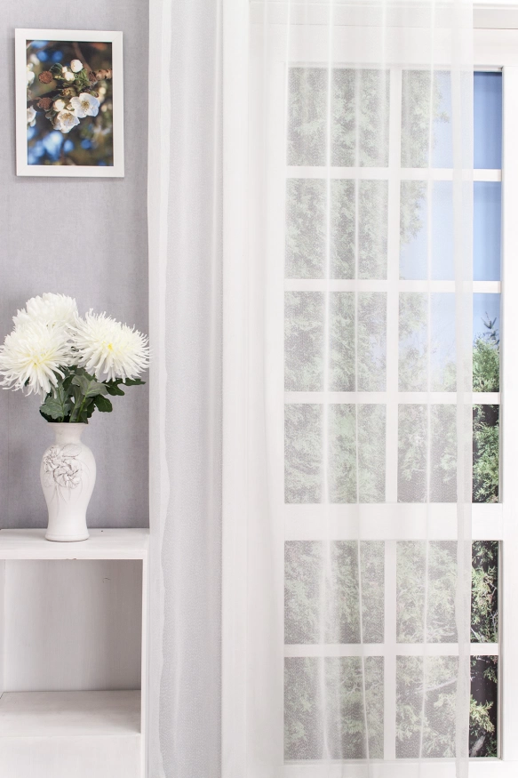 Nara – Apró pontos fehér Jacquard függöny, ólomzsinóros Nara/300/01