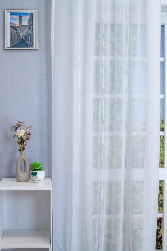Modern fehér csíkos voile függöny 61154/180-101
