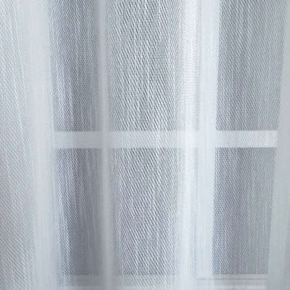 Fehér színű vasaláskönnyített sablé függöny egyedi méretre varrva