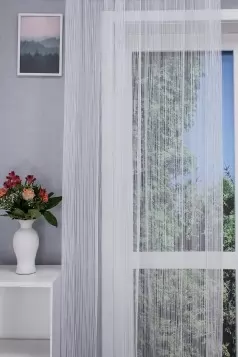 Fehér, sűrűn szövött csíkos jacquard függöny egyedi méretre varrva