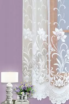 Ági - Fehér színű, virágmintás jacquard függöny egyedi méretre varrva