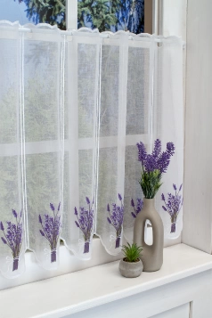Hímzett levendula mintás batiszt vitrázs függöny egyedi méretre varrva